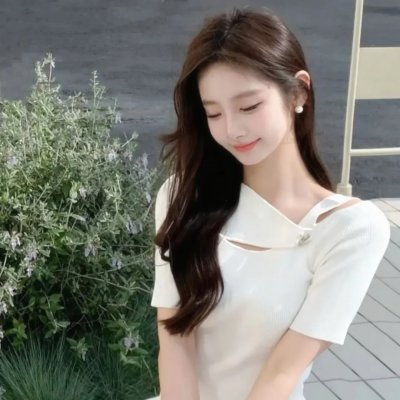 美女来了